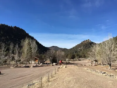 2015-01-15 13 09 19 Entrance parking area at Spring Valley State Park, Nevada