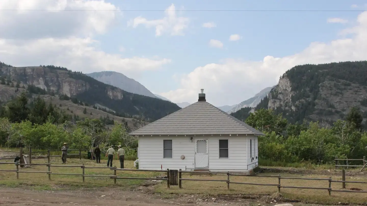 Cabin in moutains