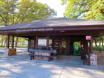 Devils Lake State Park Visitors Center - panoramio