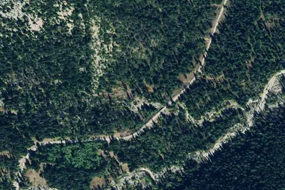 Levit Cr Road -006