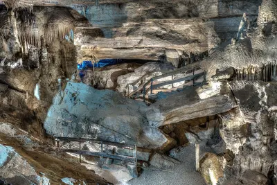 20-11-008-cavern