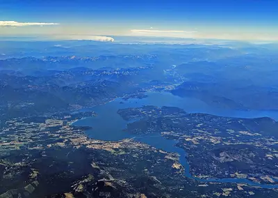 Sandpoint and Lake Pend Oreille and Elmo fire plume aerial