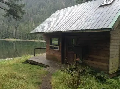 Kanga bay cabin3
