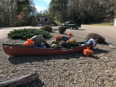 Mad River Canoe! Explorer! (37837206402)