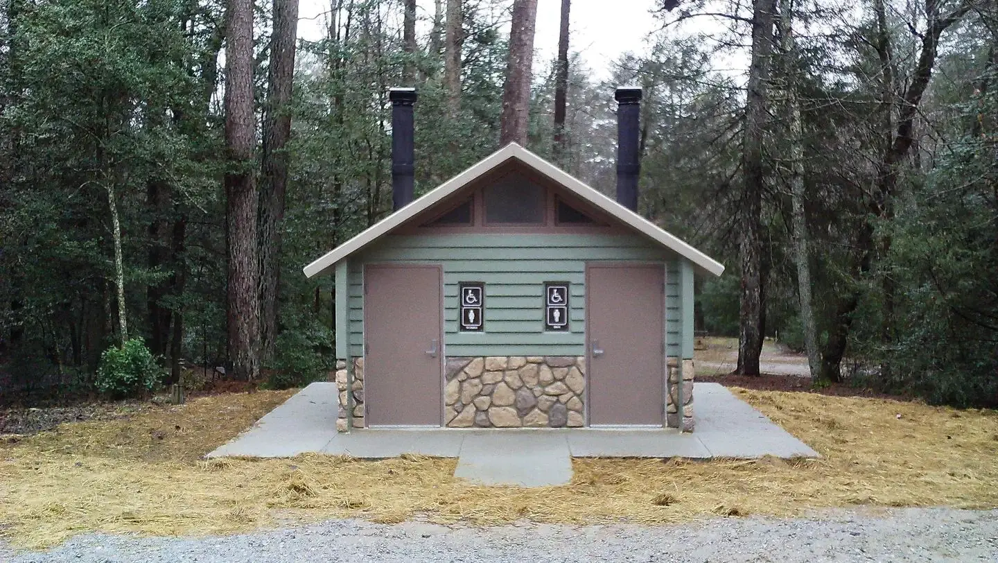 Willis Knob Horse Camp Toilet Building