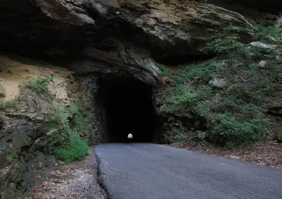 Nada tunnel (4943235887) (2)