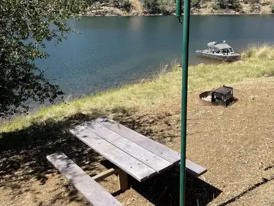 Campsite features