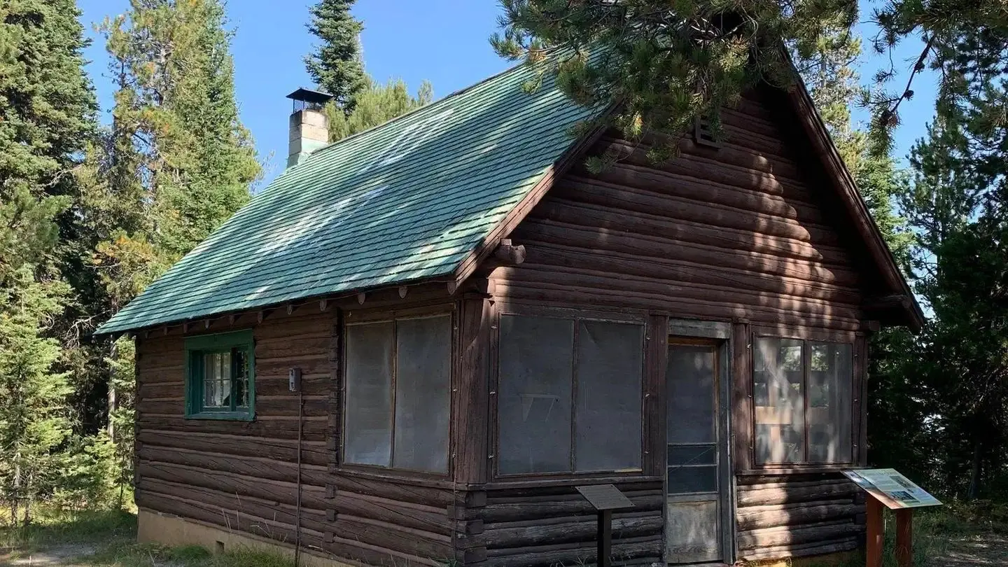 Bishop Mountain Cabin 1