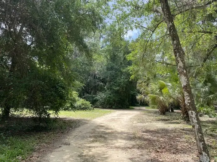 A photo of facility Lake Eaton Campground loop.