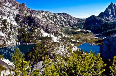 Enchantment basin by prusik pass-okanogan wenatchee (25012597132)