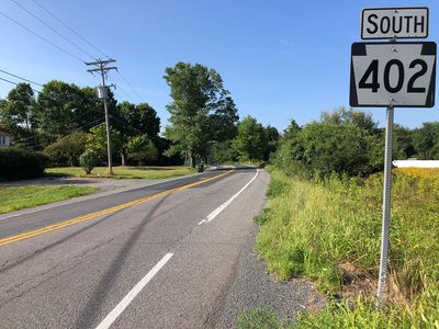 2022-08-09 09 04 19 View south along Pennsylvania State Route 402 (Resica Falls Road) at Coolbaugh Road in Middle Smithfield Township, Monroe County, Pennsylvania