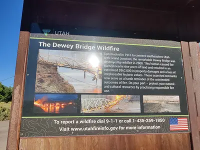 Utah State info board regarding the Dewey Bridge fire in 2008