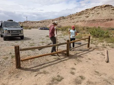 NPLD 25 WW fencing at station (2) (55032865975)