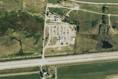 Lamar Sportsman RV Park and Horse Motel