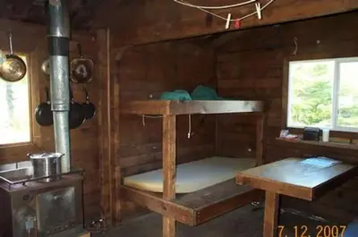 Log jam bay cabin2