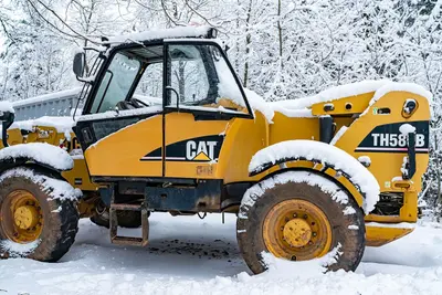 Caterpillar TH580B Telescopic Forklift (33349564218)