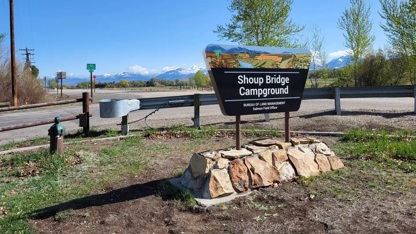Shoup Bridge Campground Entry Sign