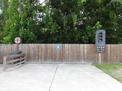 Folkston Funnell railroad signs