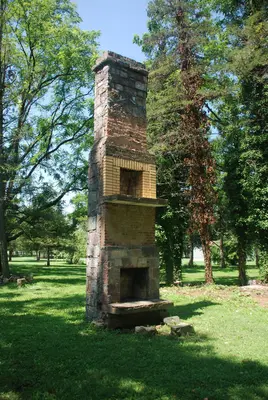 Natural Chimneys - House Chimney 2