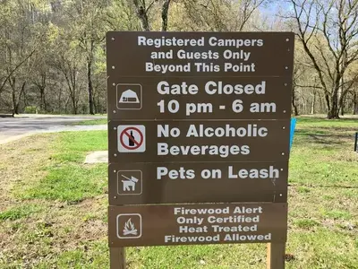 Dale hollow damsite-rules sign
