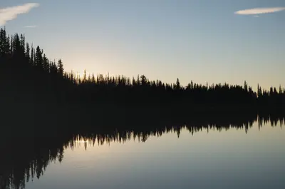 Reflected trees over Babcock Lake (DSCF3423)