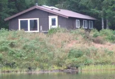Control lake cabin1