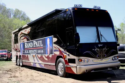 Rand Paul bus (4511991563)
