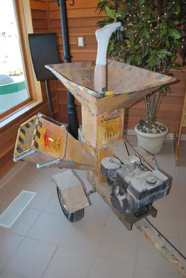 Fargo Wood Chipper (5687225368)