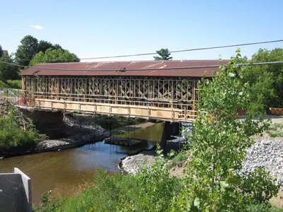 Pont Joseph-Édouard-Perrault Réno1