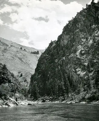 (IDAHO-B-0089) Middle Fork of Salmon River - Stanley Basin (5644830581)