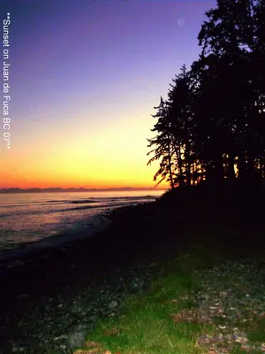 Sunset on Juan de Fuca strait at River Jordan BC - panoramio