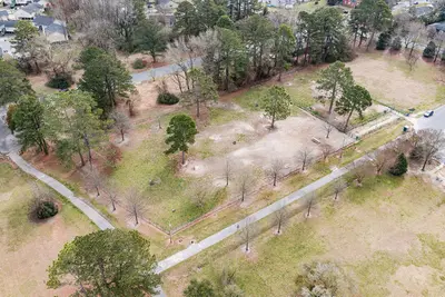 Off-Leash Dog Area - 52703035504