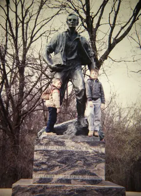 New Salem Lincoln Statue (10530762755)