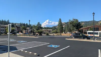 Little Giant fire smoke plume visible in Leavenworth (95015)