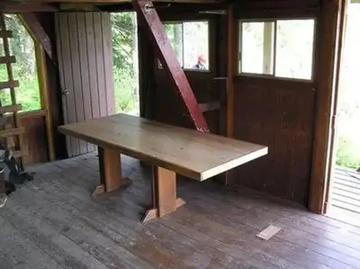 Castle river cabin5