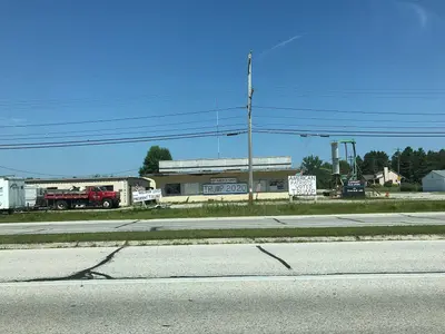 Vacant Storefront- Manitowoc, WI - Flickr - MichaelSteeber (4)