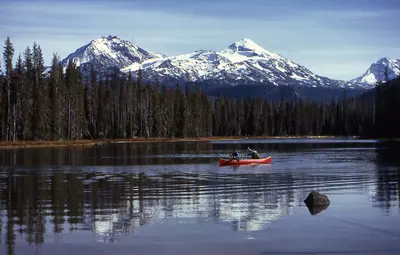 Canoeing on Scott Lake, Willamette National Forest (23600103340)