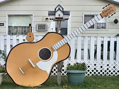 Guitar (4002432127)
