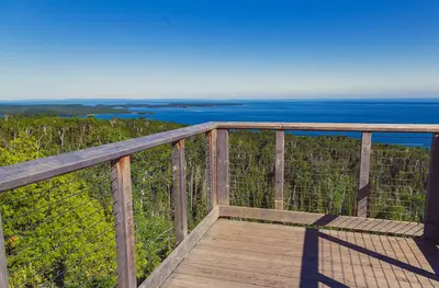 Wayswaugoing Bay Overlook on Lake Superior, Minnesota (37655759131)