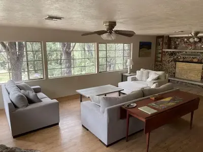 Living room, Kent Springs Cabin