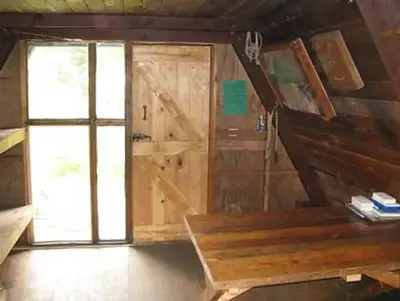 Avoss lake cabin5