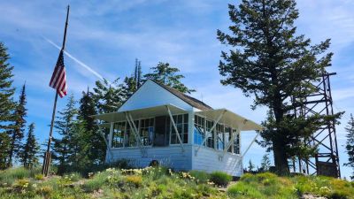 Spyglass Ground House