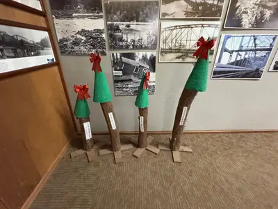 Humboldt Redwoods State Park Visitor Center - December 2024 - Sarah Stierch 15