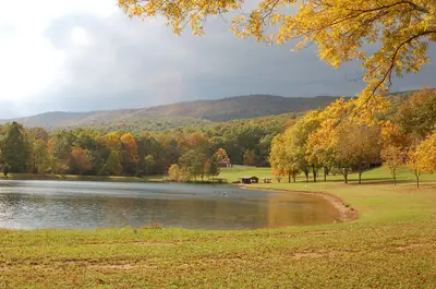 Lake Tranquility - panoramio