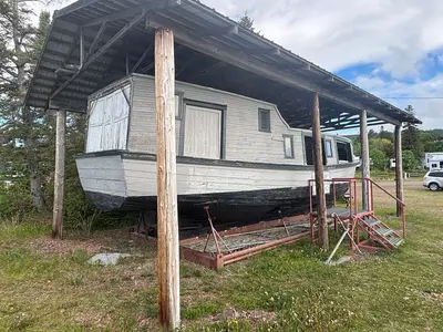 NeeGee, Fishing tug, Grand Marais, Minnesota-03