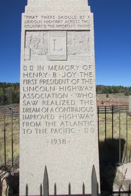 Lincoln Hwy Monument 2016-09-26 159