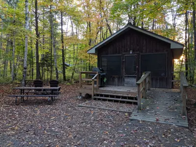 Arrowhead Provincial Park - Cabin - 20191005073512