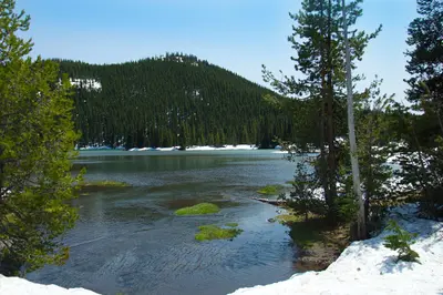 Devil's Lake late spring, Oregon - Flickr - Bonnie Moreland (free images)