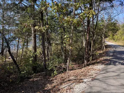 Table Rock Lake Shoreline Trail