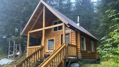Eagle Glacier Cabin